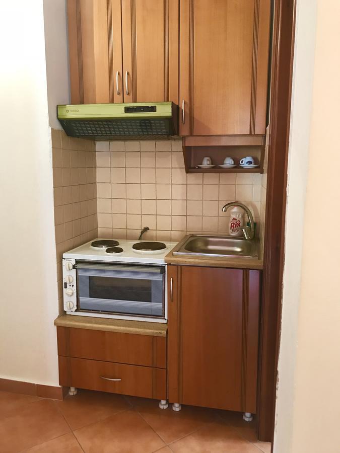 Hotel Rai Saranda Extérieur photo